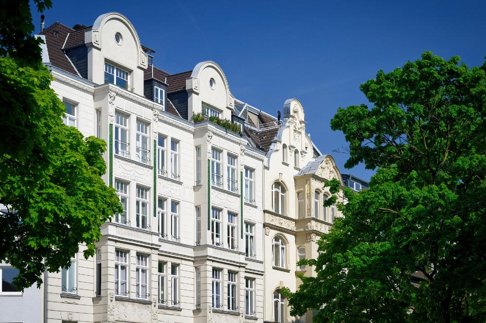 Transparente Dämmung par excellence – Neue Generation Vakuumisolier-Technologie von SCHOLLGLAS und LuxWall™ setzt Bestmarken bei der Dämmung