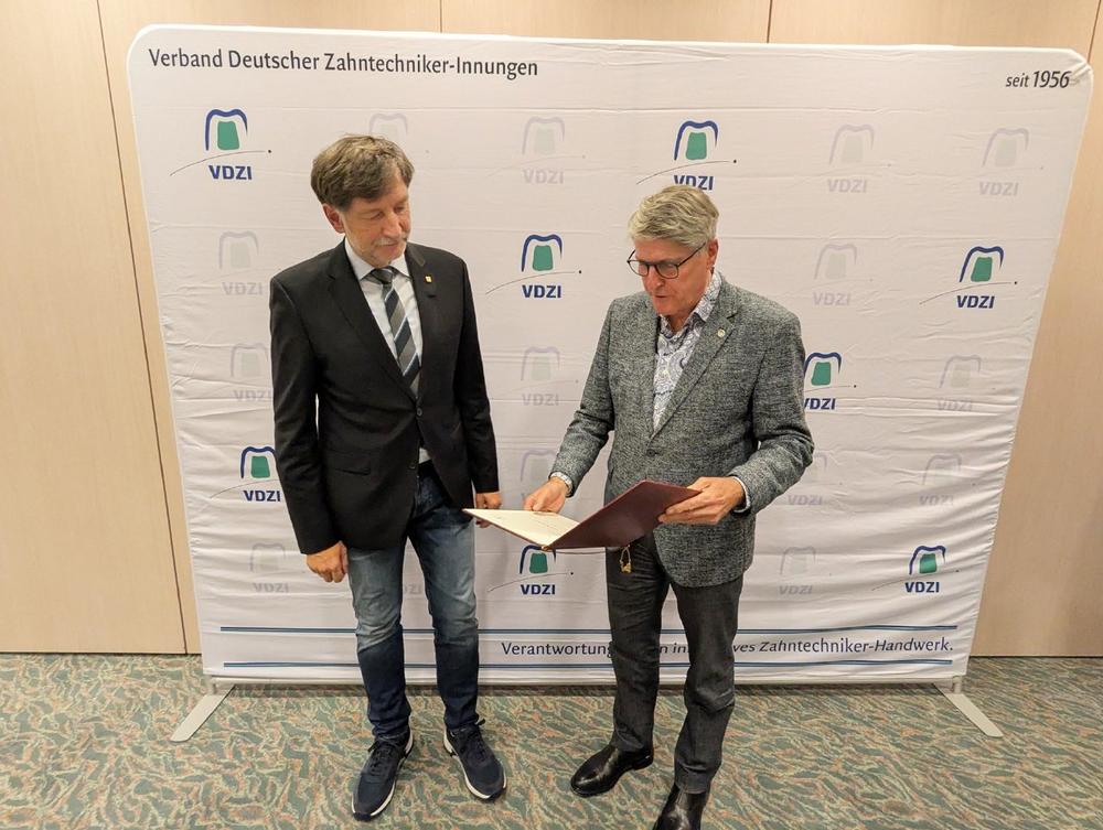 VDZI verleiht seine höchste Auszeichnung