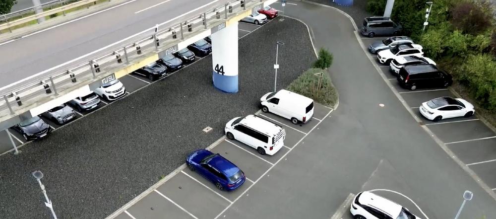 Digitale Innovation für effizientes Parkraummanagement und nachhaltige Mobilität