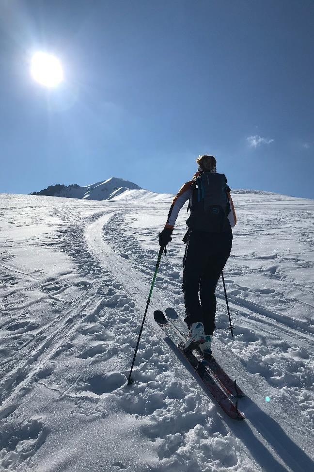 Mit TÜV SÜD die richtige Ausrüstung für Skitouren finden