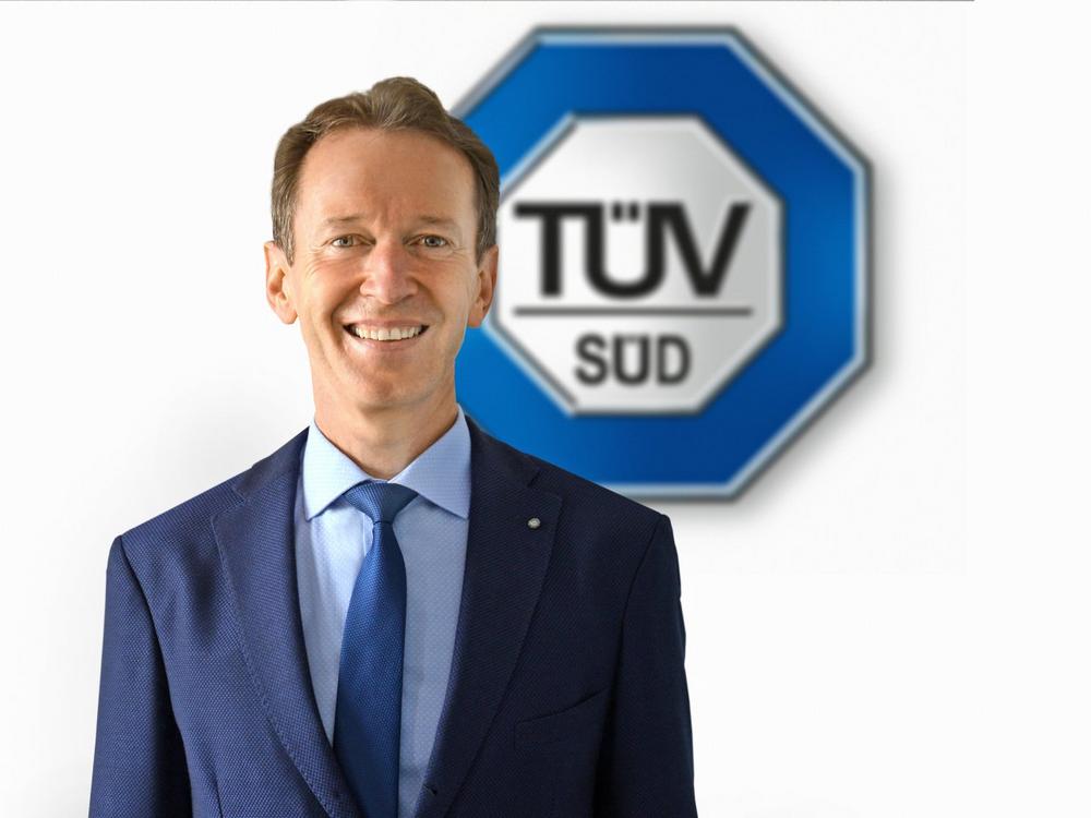 Arnold Staedel leitet Geschäftsfeld Elektro- und Gebäudetechnik