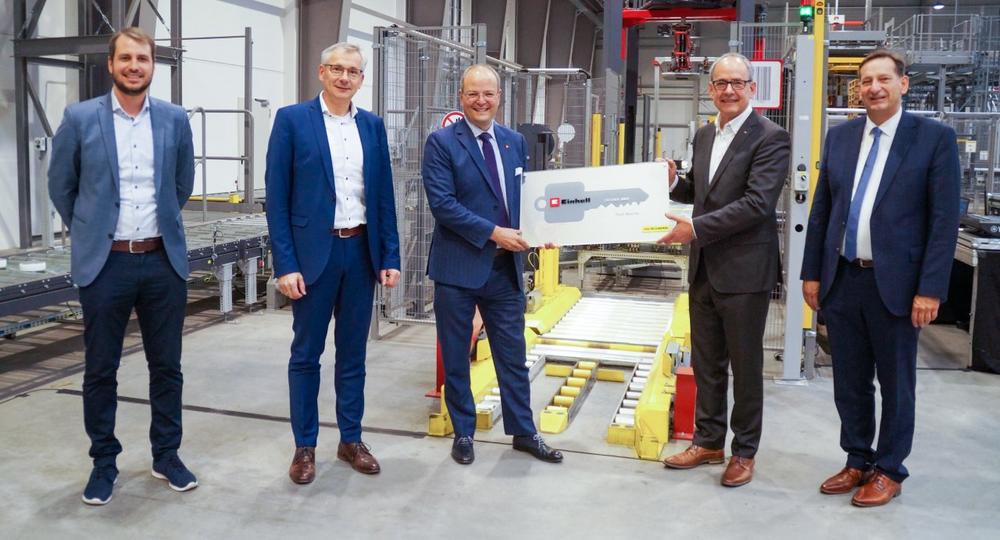 Cutting-edge system technology from SSI Schaefer for efficient order processing at Einhell