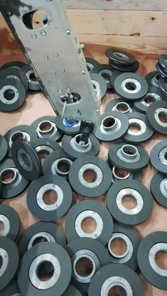 Kendrion INTORQ setzt in der Rotorenbearbeitung auf Bin Picking