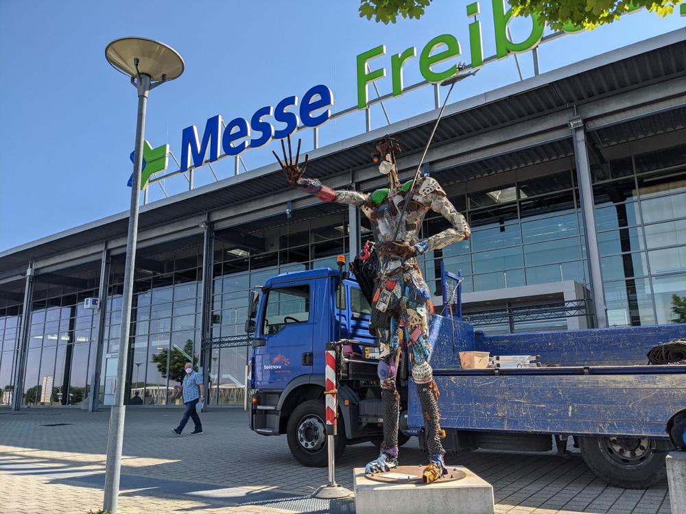 Noch mehr Müll: Der „Plastikmensch“ zeigt Auswirkungen der Corona-Pandemie