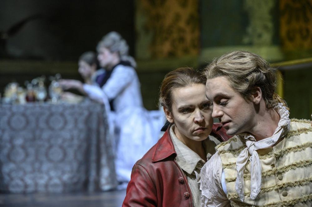 Opernwelt: Nominierungen für „Kain“ und „Land des Lächelns“