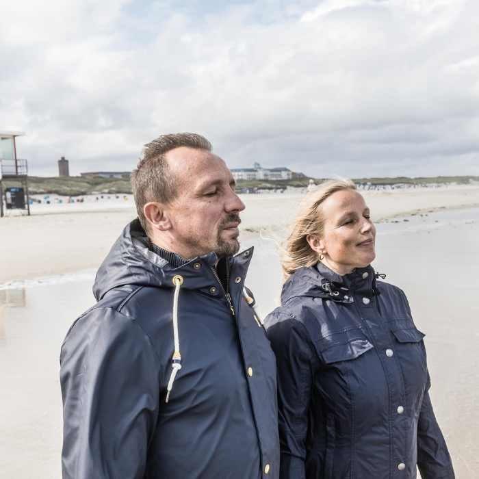Juist: Erst der Kopf, dann die Zehenspitzen: Vom Bad in der kalten Nordsee