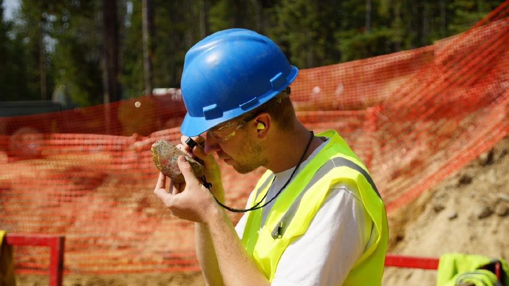 Neue Zolldrohungen stärken den Goldpreis
