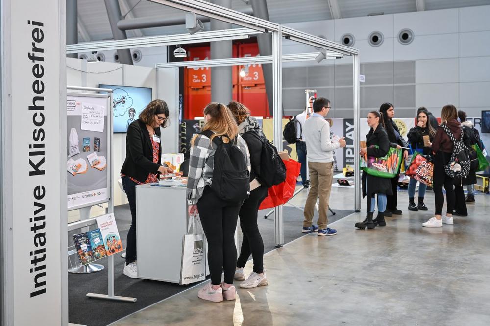 Passende Berufe für alle! Die Initiative Klischeefrei auf der didacta 2026