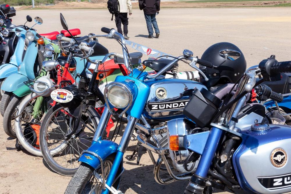 „Bromfiets- en Motorbeurs Kalkar“ – Benzingeruch, Chrom & Geschichte