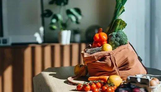 Natürliche Wege zu strahlend weißen Zähnen