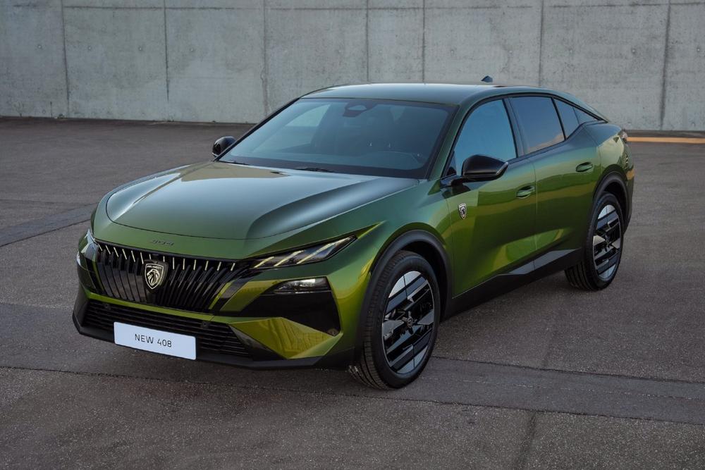 Ab sofort bestellbar: neuer PEUGEOT E-408