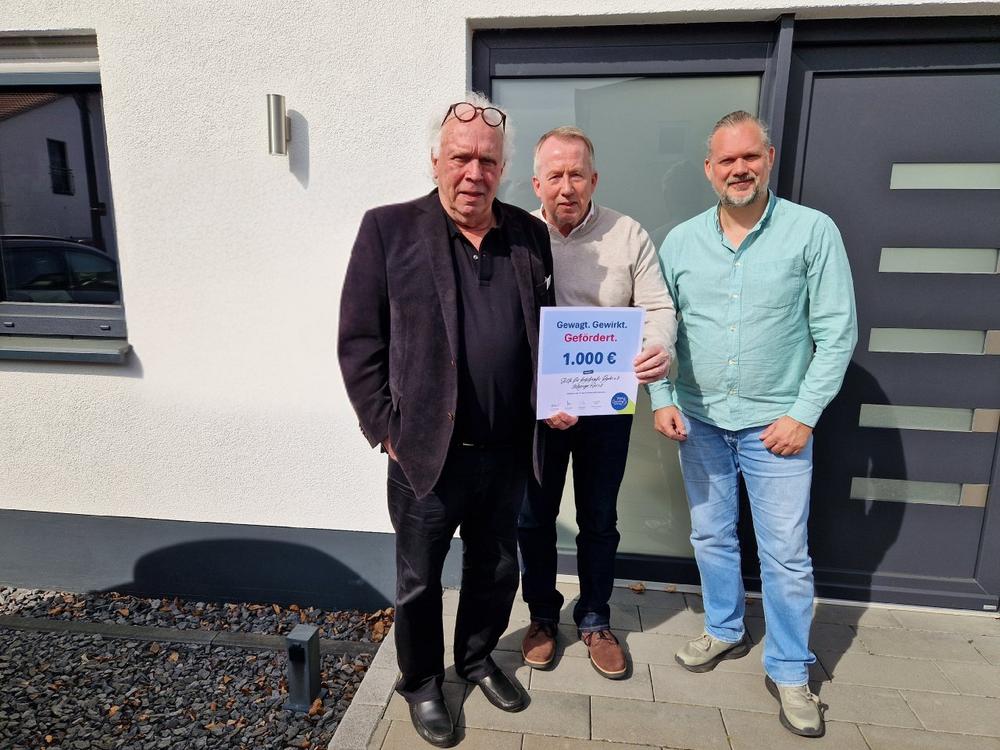 Förderung für langjähriges Therapieangebot: 1.000 € für Schwimm- und Reittherapie im Kreis Euskirchen