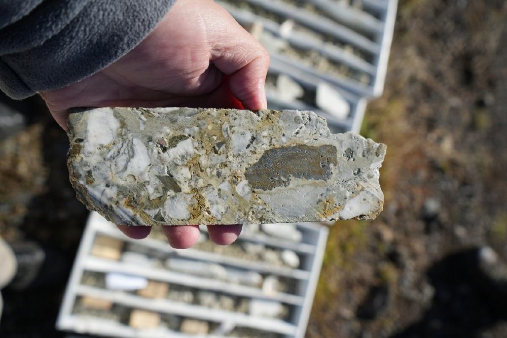 Aurania schließt Vereinbarung mit St-Georges zur gemeinsamen Weiterentwicklung des epithermalen Goldprojekts Thor in Island