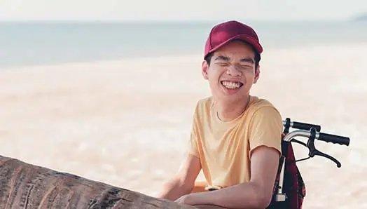 Mundgesundheit für alle: Tipps für Menschen mit Handicap und ihre Begleitpersonen
