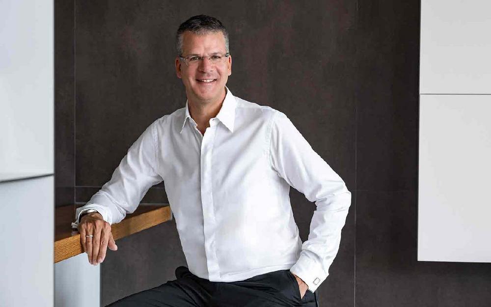 Stiftung Finanzbildung verleiht Vertrauenssiegel „Sachwert.WEISE.r“ an Alexander Betz