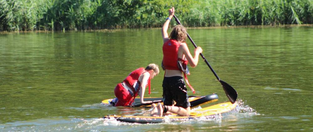 Kinderbetreuung in den Ferien leicht gemacht: Feriencamps im brandenburgischen KiEZ Hölzerner See