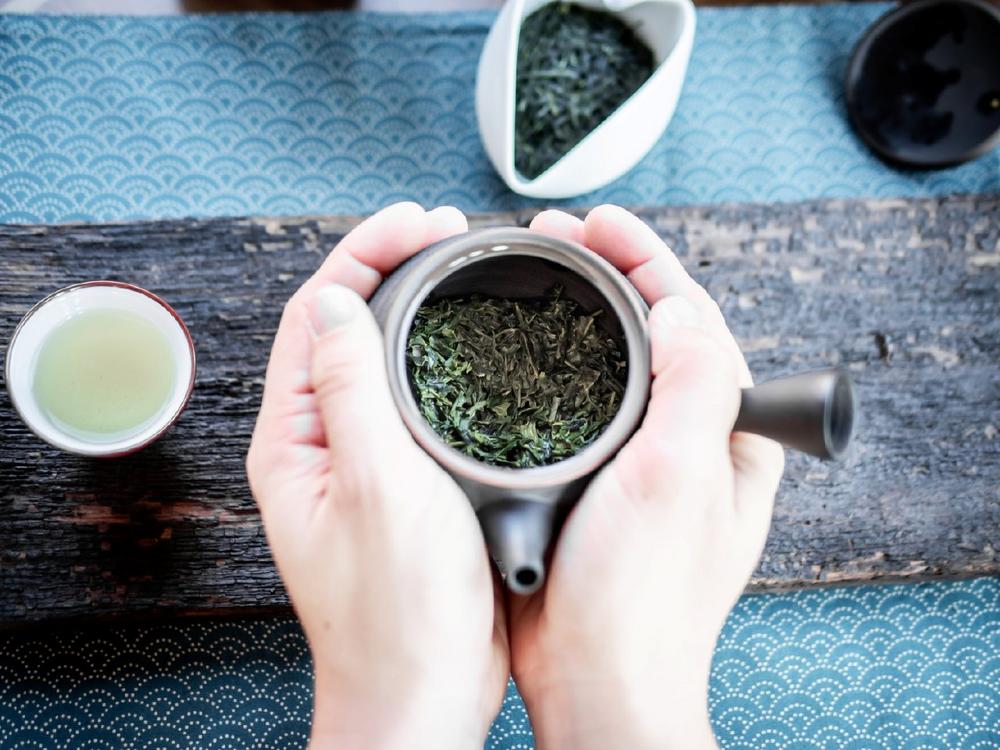Neuer Premium-Grüntee mit außergewöhnlich hohem Catechingehalt: TeeGschwendner präsentiert „Japan Benifuuki Catechin Bio“
