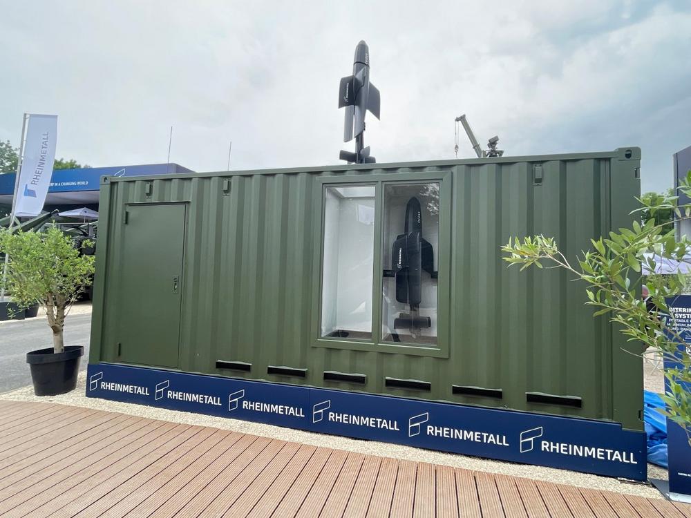 World premiere at Eurosatory 2026: Rheinmetall presents the CML multi launcher for the FV-014 Loitering Munition