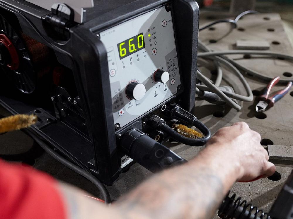 Sieben neue DGWZ-Seminare zur Elektrotechnik