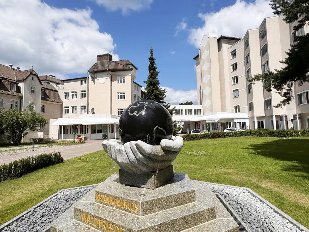 150 Jahre Adventisten in Deutschland: Krankenhaus Waldfriede, Berlin