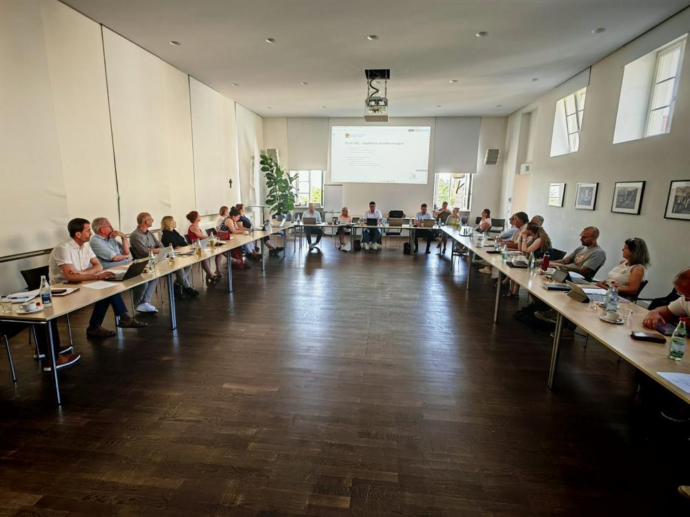 Sozialausschuss des Landkreises tagt erstmals bei der Stiftung Sankt Johannes