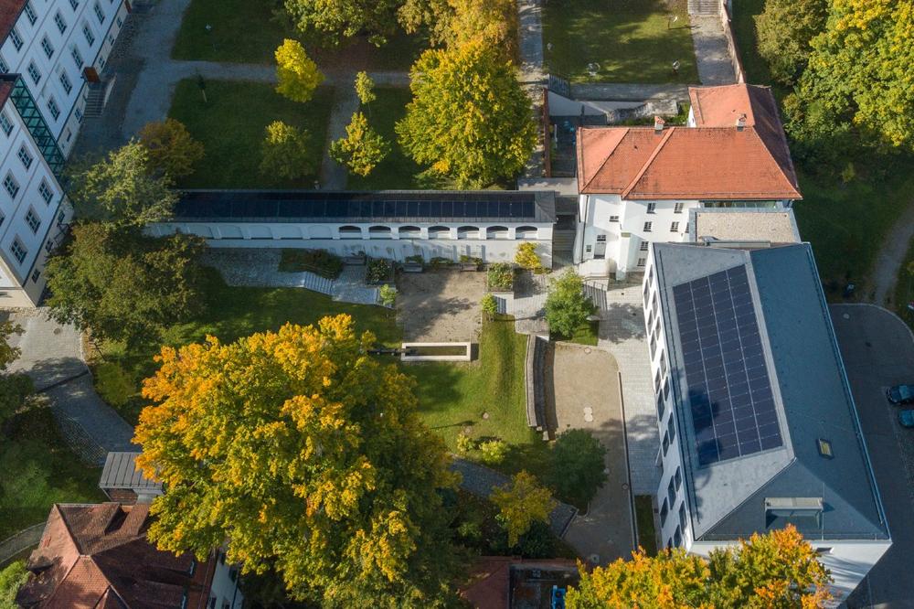 Kloster Irsee: Solarstrom-Produktion und Treibhausgas-Bilanz