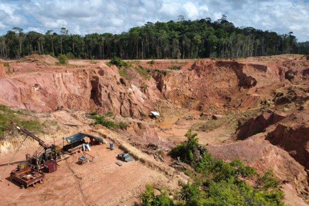 Rockstone News – Miata Metals gelingt eine bedeutende neue Entdeckung auf einem der spannendsten Goldprojekte Surinames: Sela Creek beginnt, seine Größe zeigen