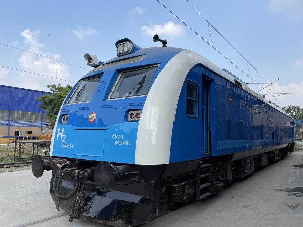 TÜV SÜD collaborates with MEDHA and INDIAN RAILWAYS on Hydrogen-powered Rail Vehicles