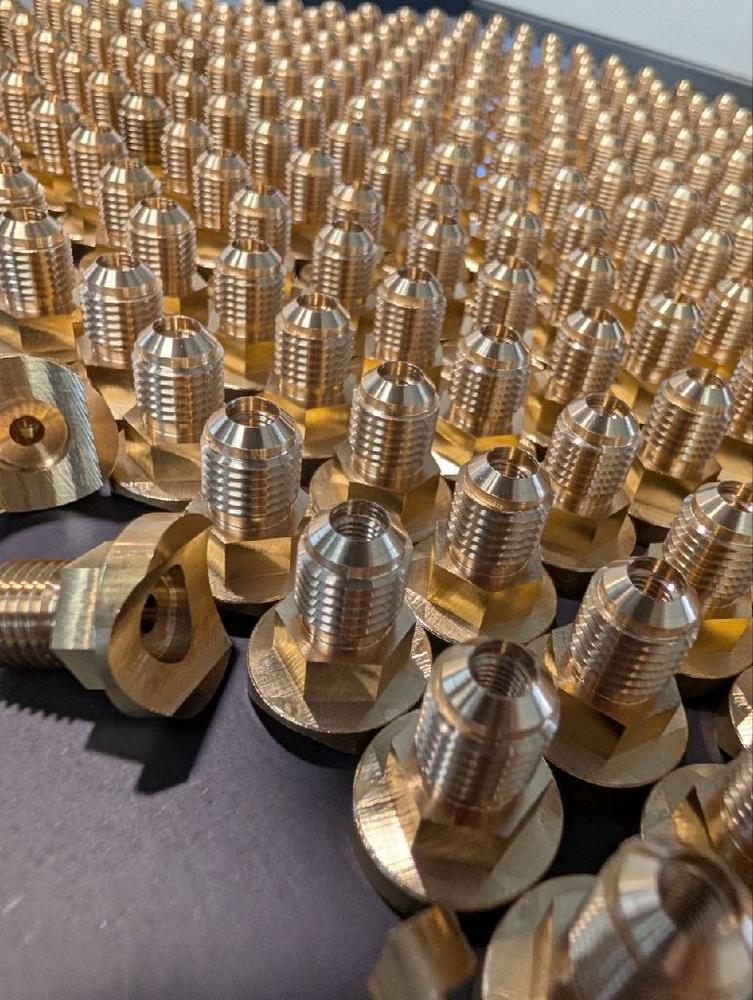 Mir mache kei‘ Gschprings – mir mache g’scheite CNC-Drehfertigung!
