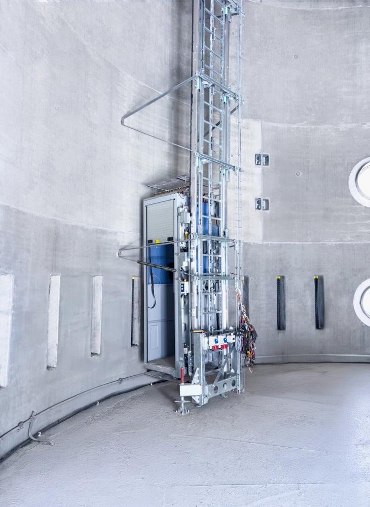 Akkubetriebener Lift für Windkraftanlagen setzt neue Maßstäbe bei Sicherheit, Verfügbarkeit und Effizienz