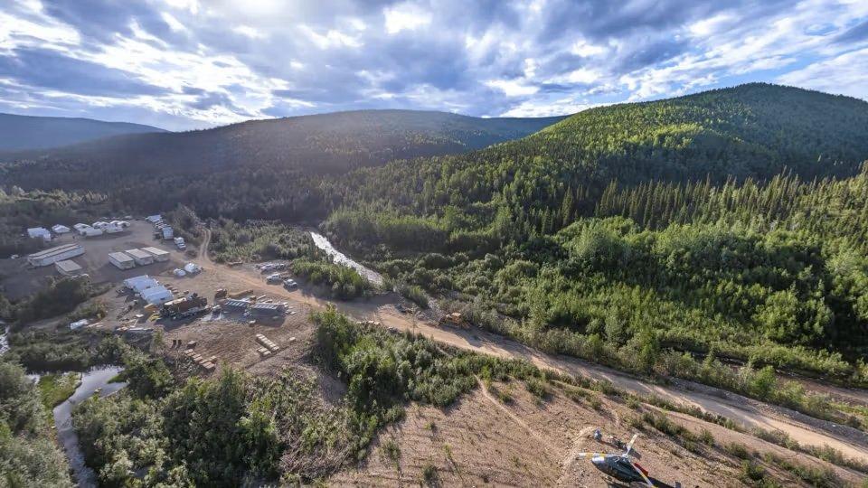 Sitka Gold sichert sich 100 % des Clear Creek-Gebiets und stärkt RC Gold Project