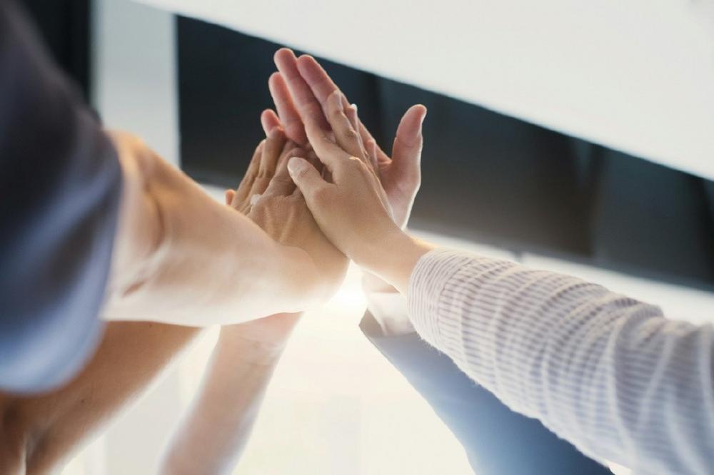 IBB erweitert Weiterbildungsangebot: Drei neue Module mit TÜV SÜD-Personenzertifizierung im Datenschutz und Praxismanagement