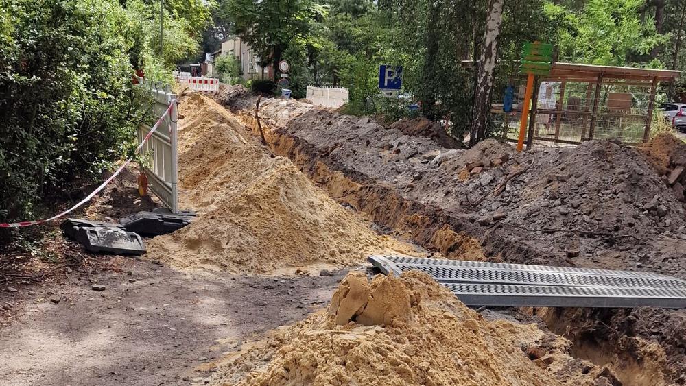Straßenarbeiten im KiEZ Frauensee: Neues Großprojekt für Kinder startet in Brandenburg