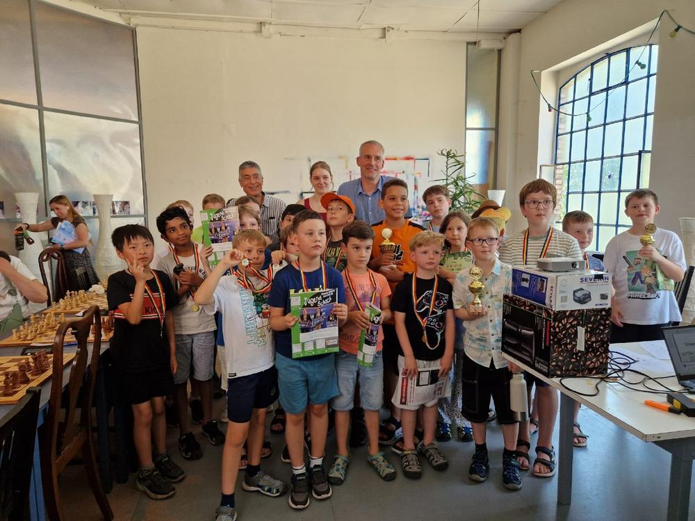 time4you unterstützt Schachschule Karlsruhe, 18. Karlsruher Kinderschachturnier war voller Erfolg