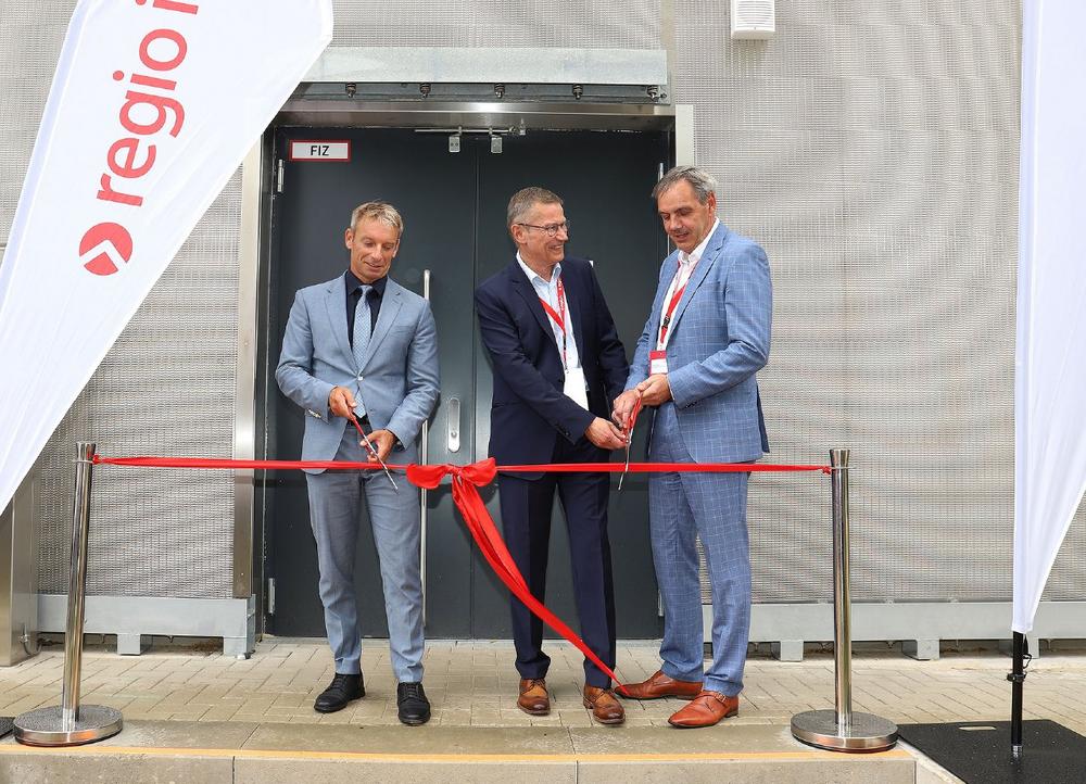 Eröffnung des neuen energieeffizienten Rechenzentrums der regio iT in Aachen