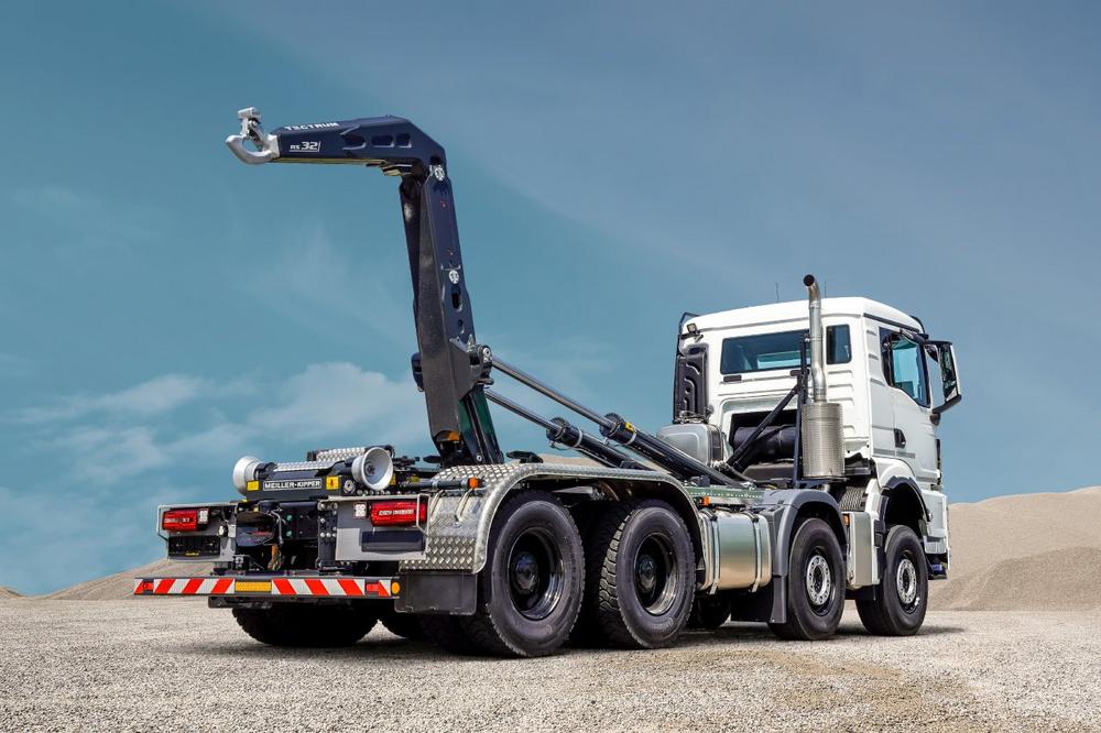 Neuer TECTRUM® RS32 Abrollkipper: Das ultimative Kraftpaket