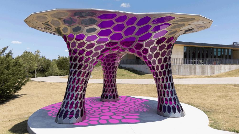 Polycarbonat für skulpturale Überdachung in Singing Hills