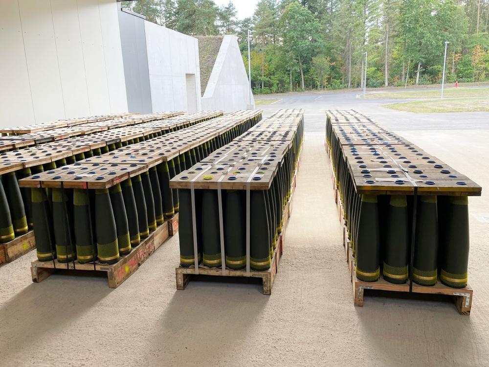 Großauftrag: Rheinmetall liefert Artilleriemunition an internationalen Kunden