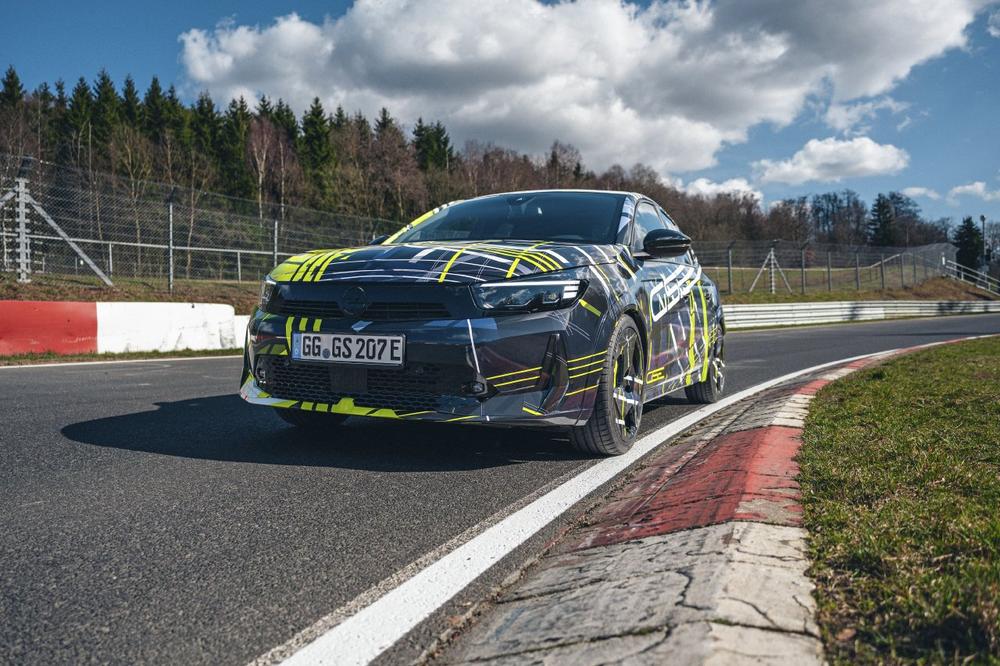 Born to Turn Heads: New Opel Corsa GSE in Sporty Camouflage