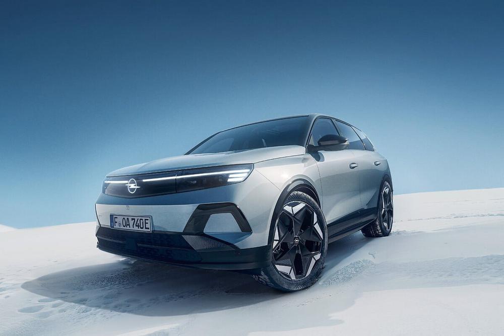Conquering New Terrain: The Opel Grandland Electric AWD