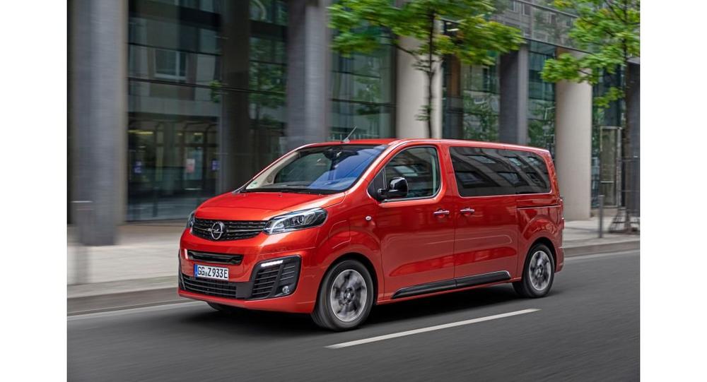 Opel at Caravan Salon Düsseldorf 2022 with Zafira-e Life