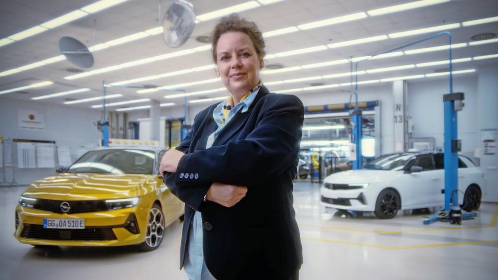 Full of Emotions: Different Development Approach for New Opel Astra