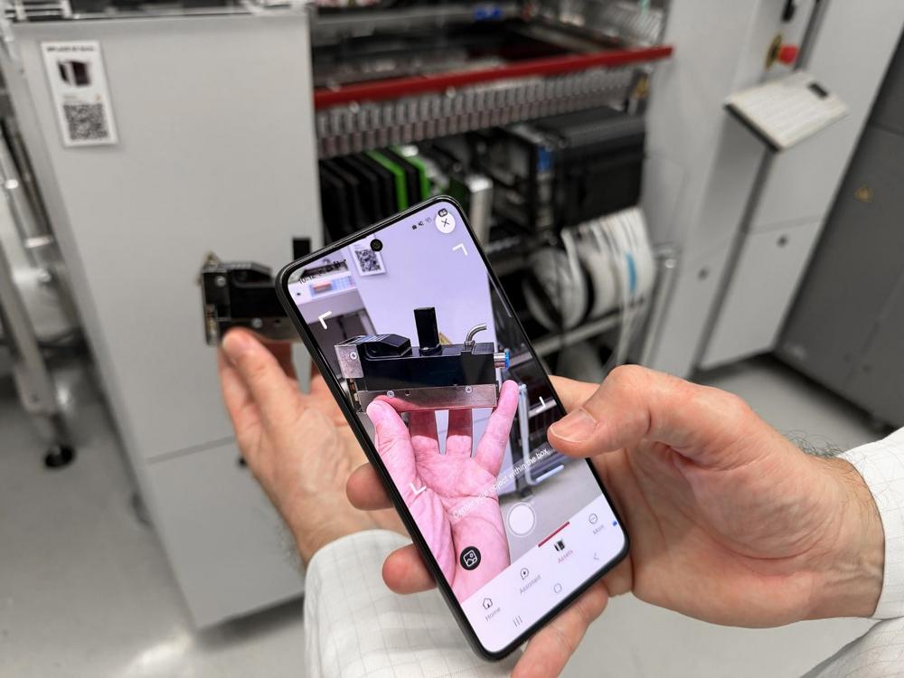 Fragen stellen oder fotografieren: Virtual Assist unterstützt Service und Wartung