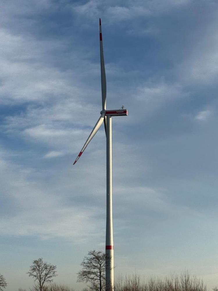 Inbetriebnahme von drei Windenergieanlagen in Weddelbrook