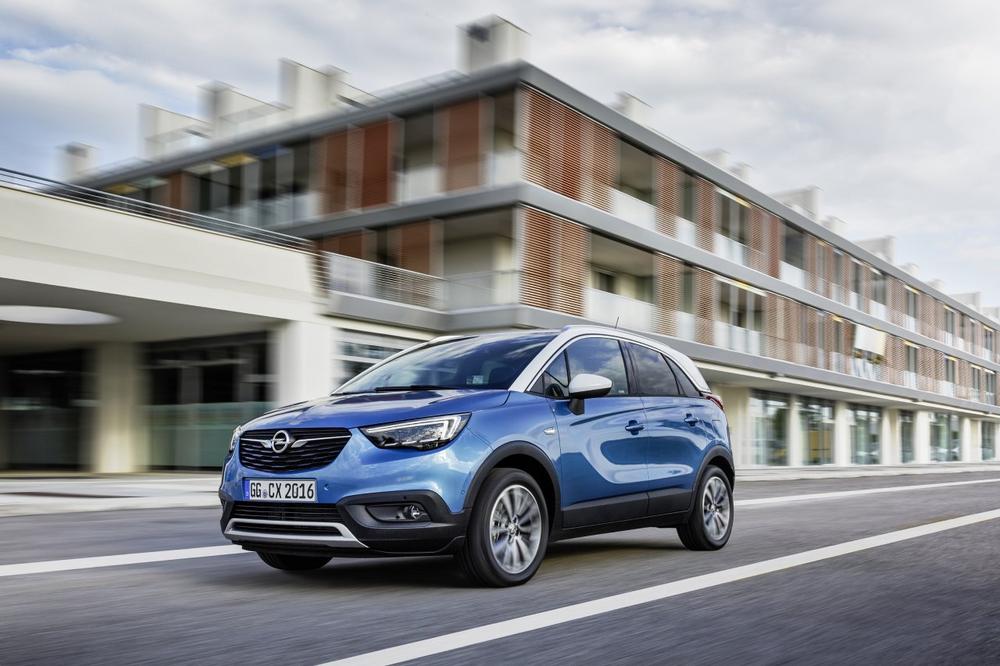 Zweifach-Premiere: Doppeltes Komfort-Plus für den Opel Crossland X