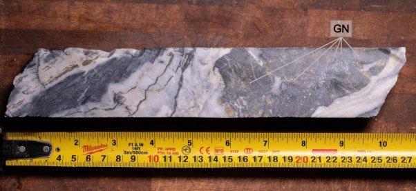 Silver Pony stößt auf Revelstoke auf eine 7,5 Meter mächtige Bleiglanz-Pyrit-Mineralisierung; Untersuchungsergebnisse stehen noch aus