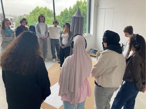 Silent Lab in der Kunsthalle Mainz Freund*innenschaft aufmerksam erleben