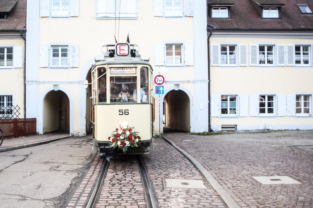 Historische Sonderfahrten zum Geburtstag der Freiburger Straßenbahn