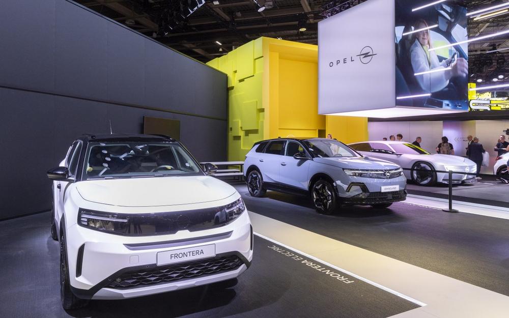 Opel Mokka GSE, Grandland Electric AWD und Frontera Electric Extended Range: Das starke SUV-Trio auf dem Pariser Autosalon