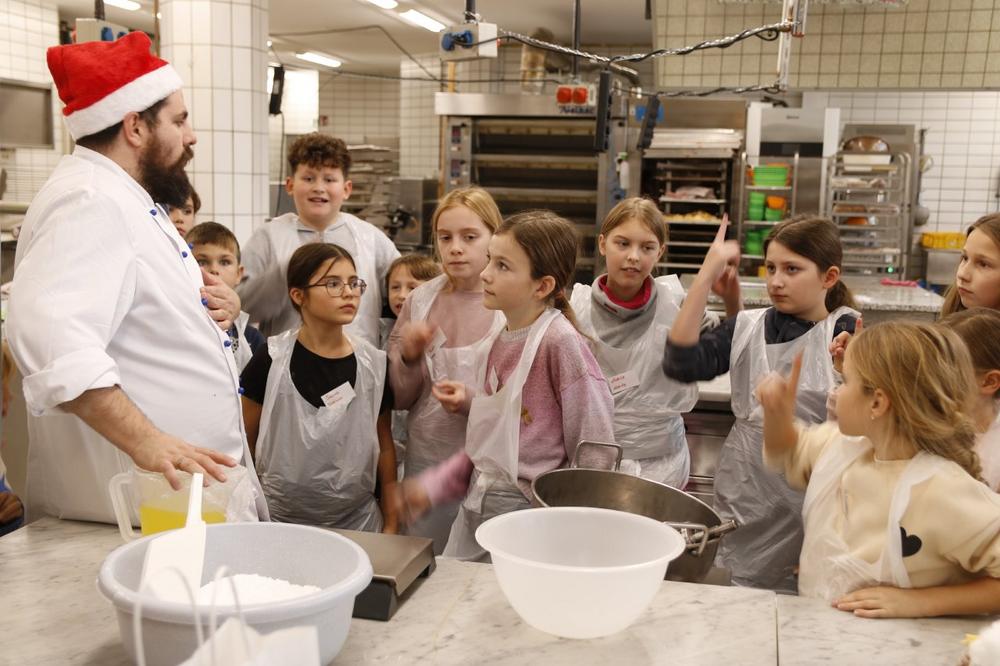 Handwerkskammer läutet die Weihnachtssaison mit Plätzchen-Backkurs für Kinder ein